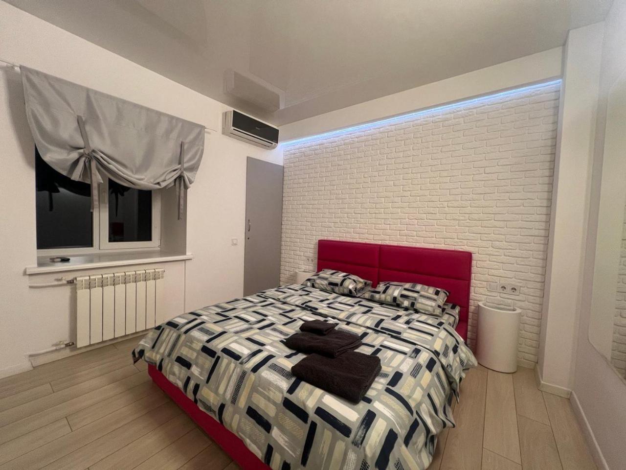 2-Room Luxury Apartment In The Center เคียฟ ภายนอก รูปภาพ